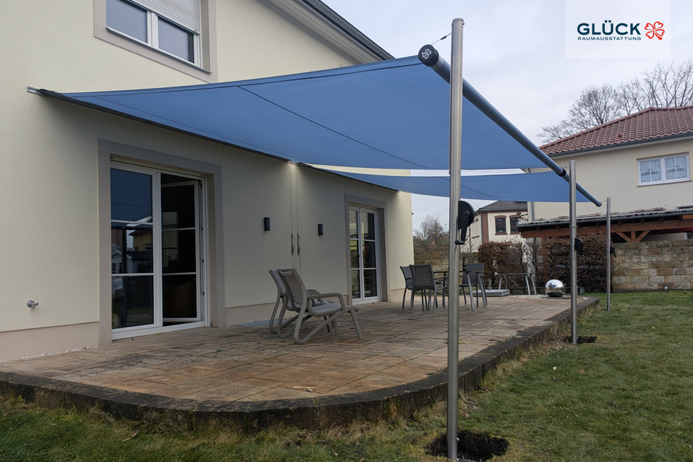 shadesign-blaues-Segel